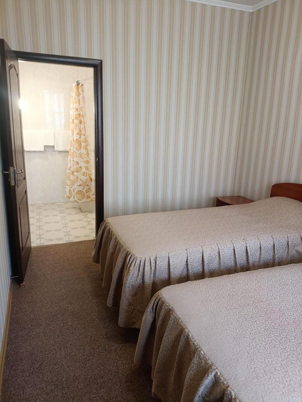 Kremin Hotel Кременчук Екстер'єр фото