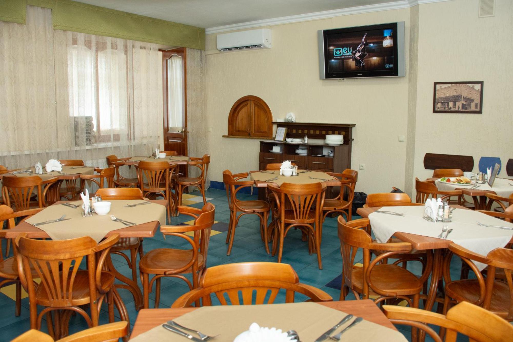 Kremin Hotel Кременчук Екстер'єр фото