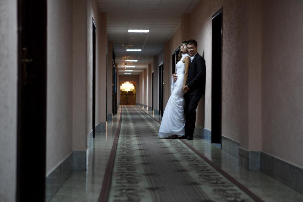 Kremin Hotel Кременчук Екстер'єр фото